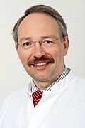 Herr apl. Prof. Dr. med. Peter Jehle